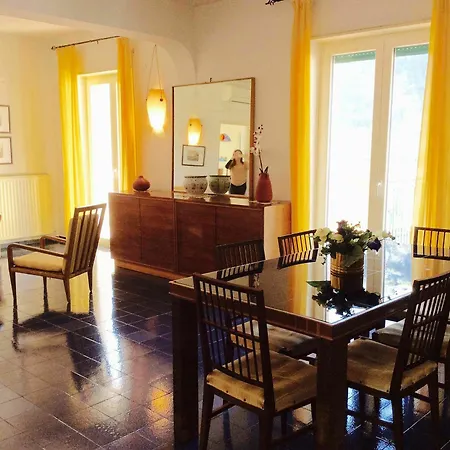 Sun Apartment *
